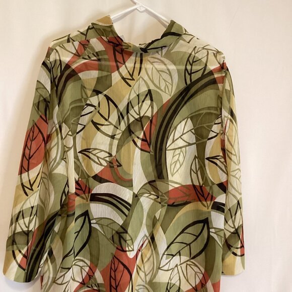 Alfred Dunner Sheer Leaf Print Blouse Women’s 16W Button-Up, Lightweight & Breez - Picture 5 of 7